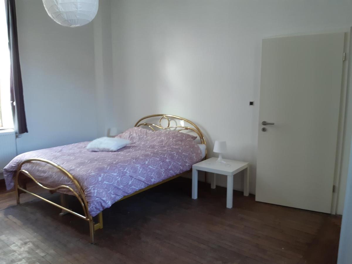 Chez Therese Stavelot Bagian luar foto