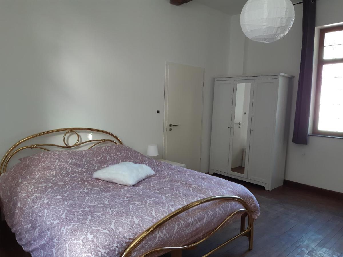 Chez Therese Stavelot Bagian luar foto