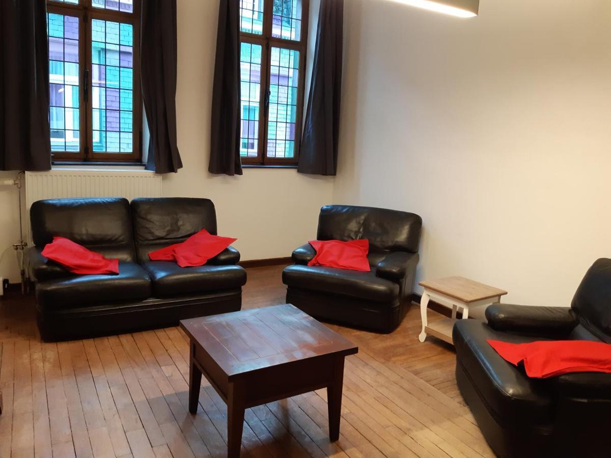 Chez Therese Stavelot Bagian luar foto